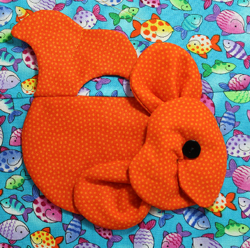 Swish Fish – Dimensional Paper Piecing Quilt Block Pattern