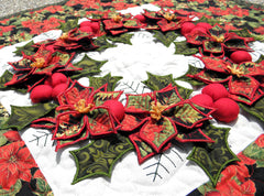 Christmas Wreath (Machine Embroidery)