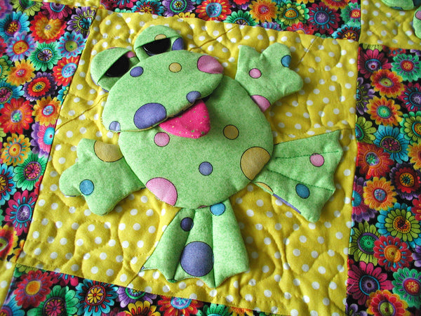 Frog Pockets Thimble Art