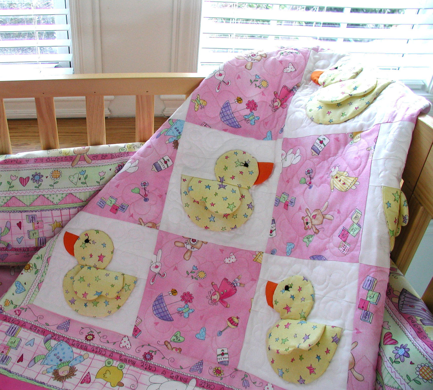 Duck Waddles – Dimensional Paper Piecing Quilt Block Pattern